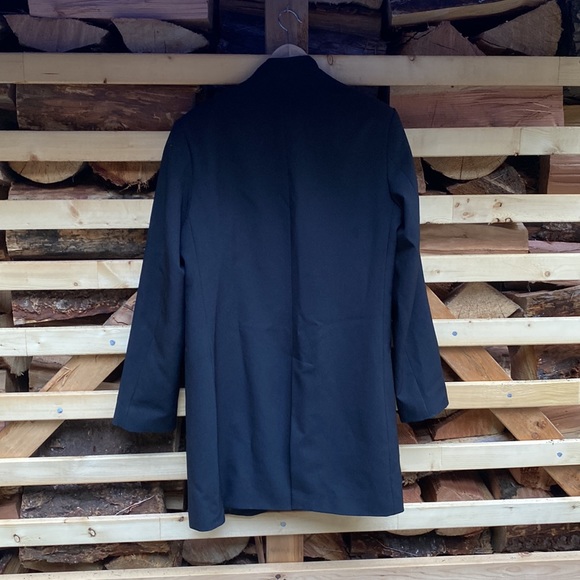 Canadian Made Slim Jacket by Le Chateau - Picture 4 of 5